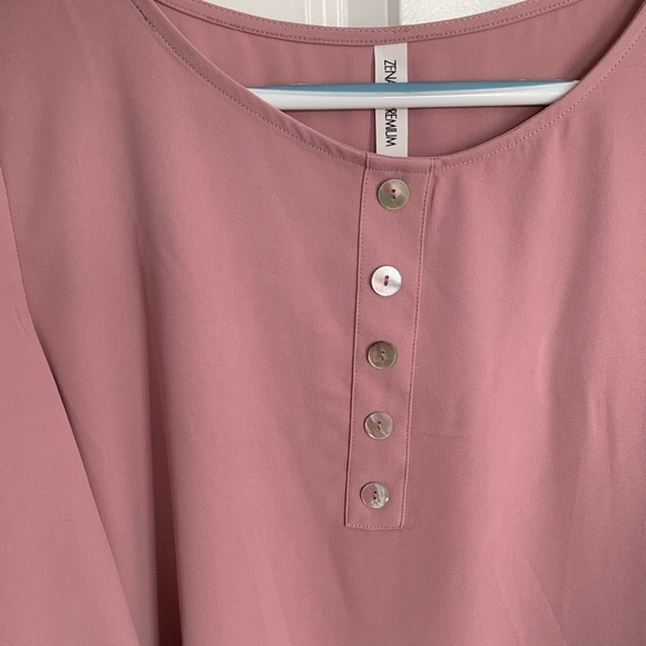 2X Zenana Premium blouse - Picture 2 of 5